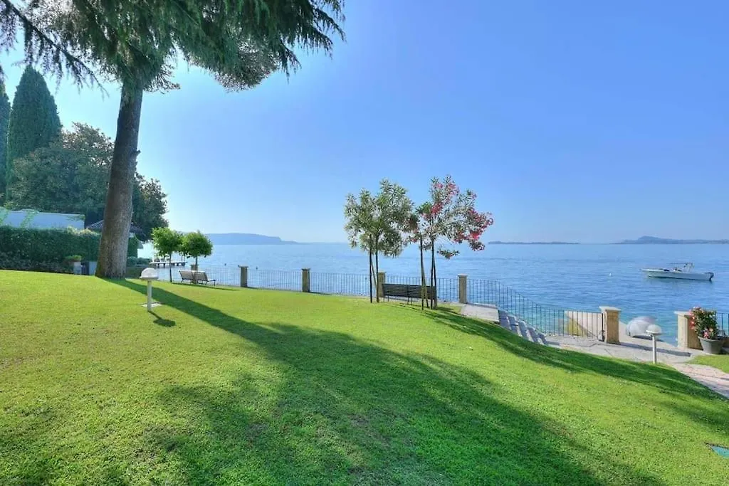 Appartamento 33 Rose Gardone Riviera